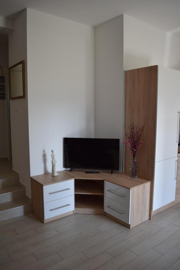 Villa Mio Mare Cres Bagian luar foto